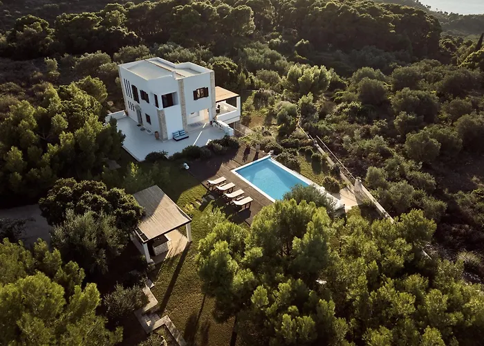 Kalas Seaview Residence, A Serene Sanctuary, By Thinkvilla Villa Kerí